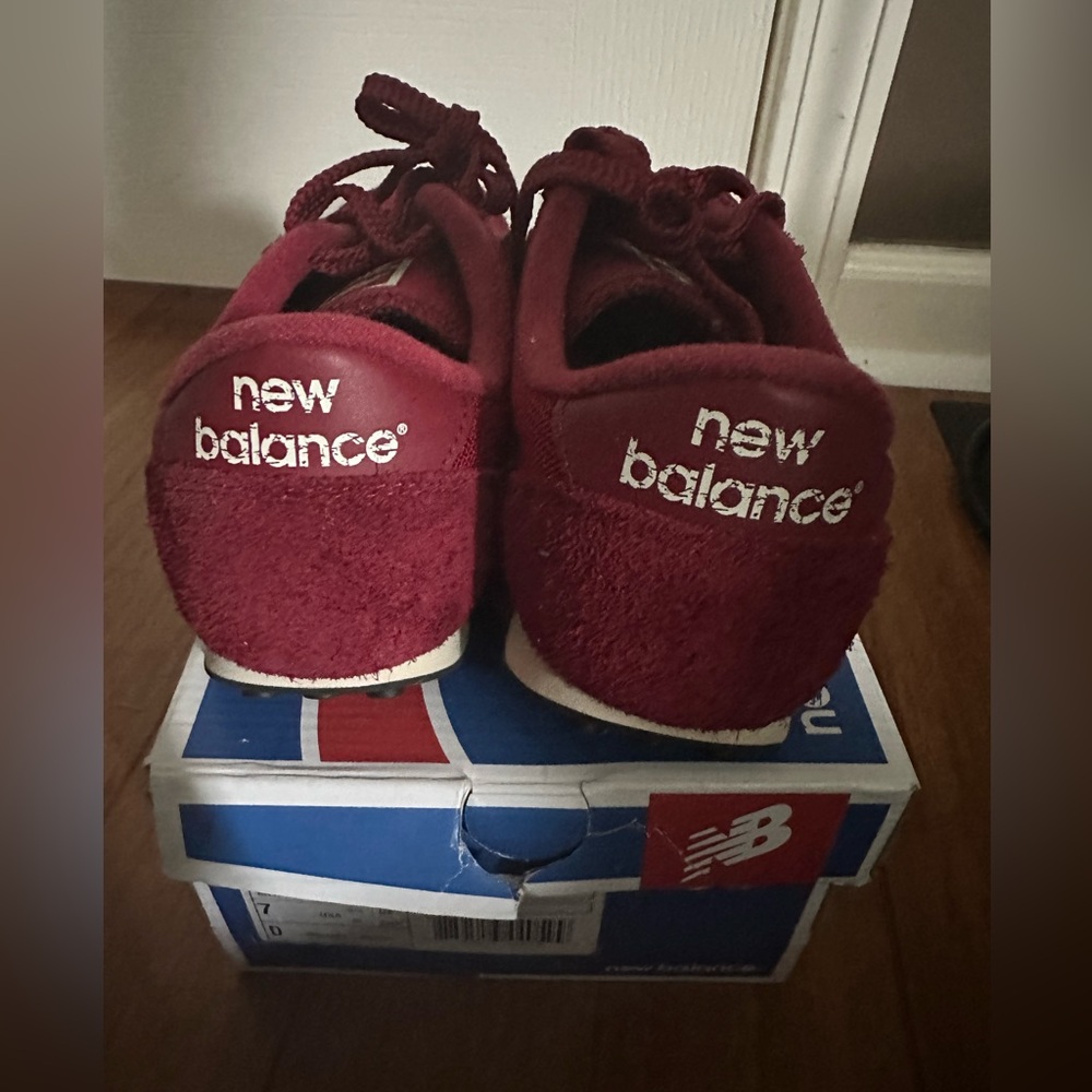 Women New Balance sneakers